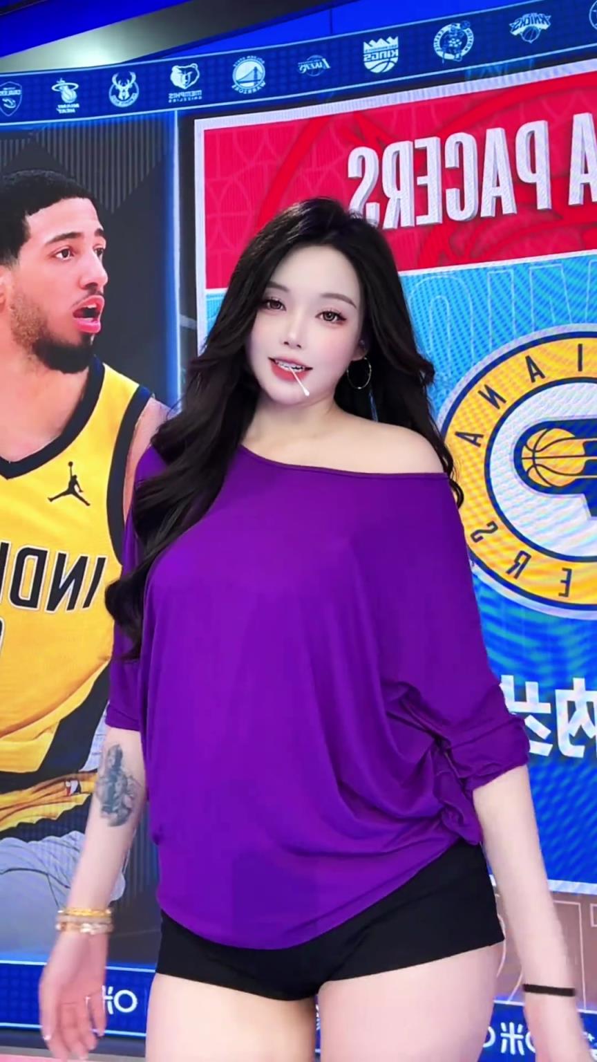 美女主播小太陽：年輕的將軍意氣風(fēng)發(fā)！ 哈利伯頓強(qiáng)的可怕